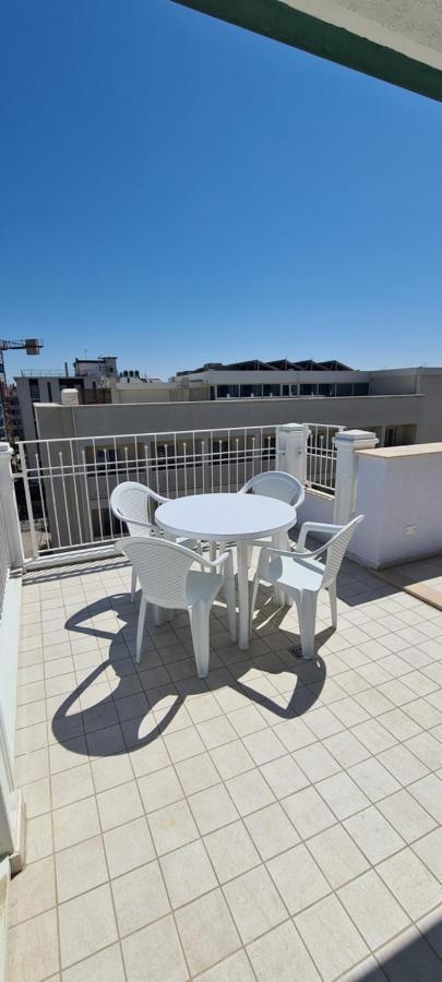Rubino Apartments A 100Metri Dal Mare Riccione Extérieur photo