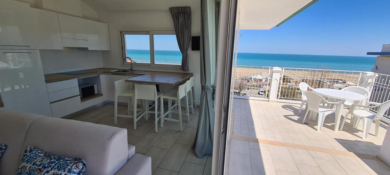 Rubino Apartments A 100Metri Dal Mare Riccione Extérieur photo