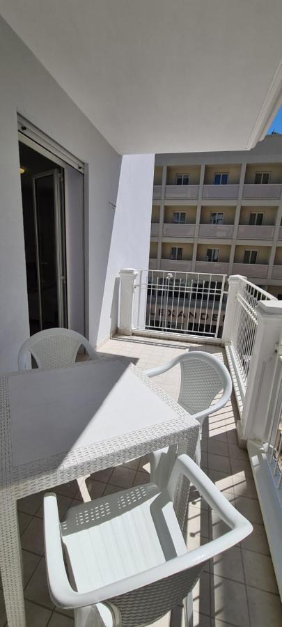 Rubino Apartments A 100Metri Dal Mare Riccione Extérieur photo