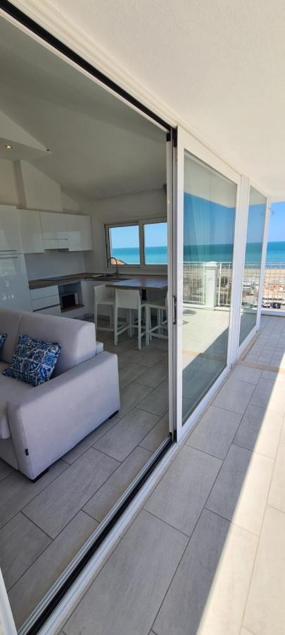 Rubino Apartments A 100Metri Dal Mare Riccione Extérieur photo