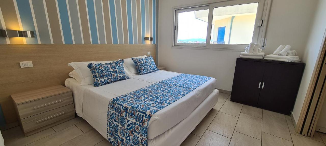 Rubino Apartments A 100Metri Dal Mare Riccione Extérieur photo