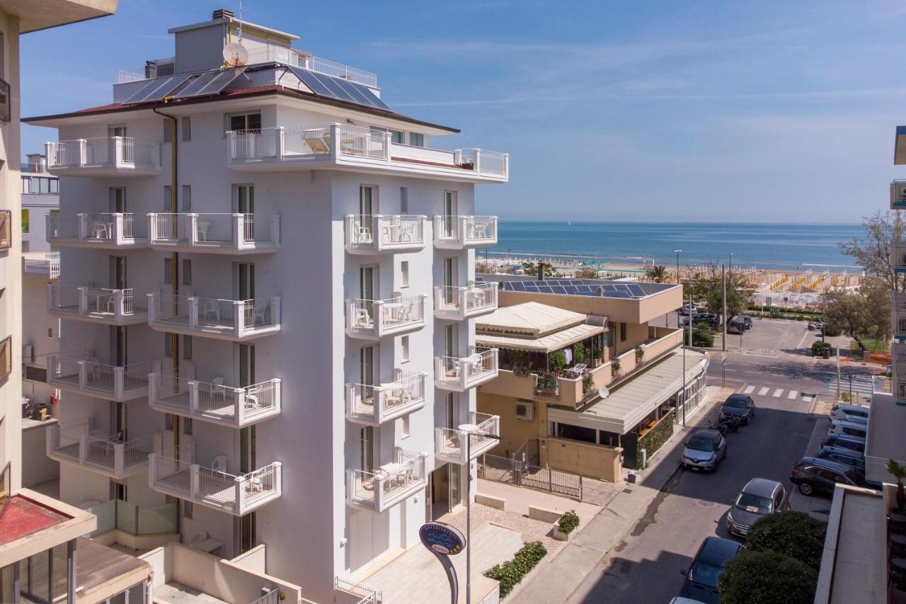 Rubino Apartments A 100Metri Dal Mare Riccione Extérieur photo
