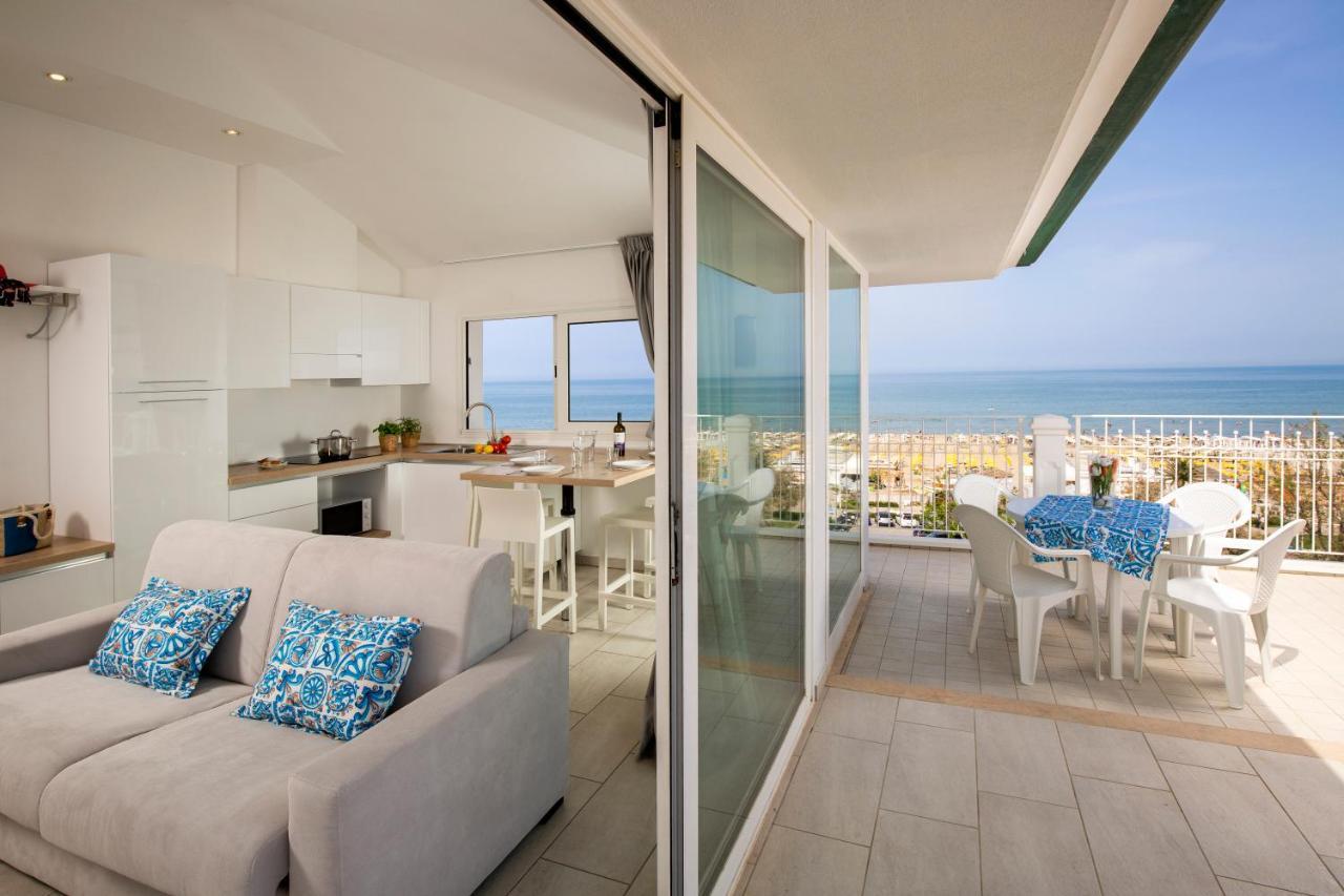 Rubino Apartments A 100Metri Dal Mare Riccione Extérieur photo