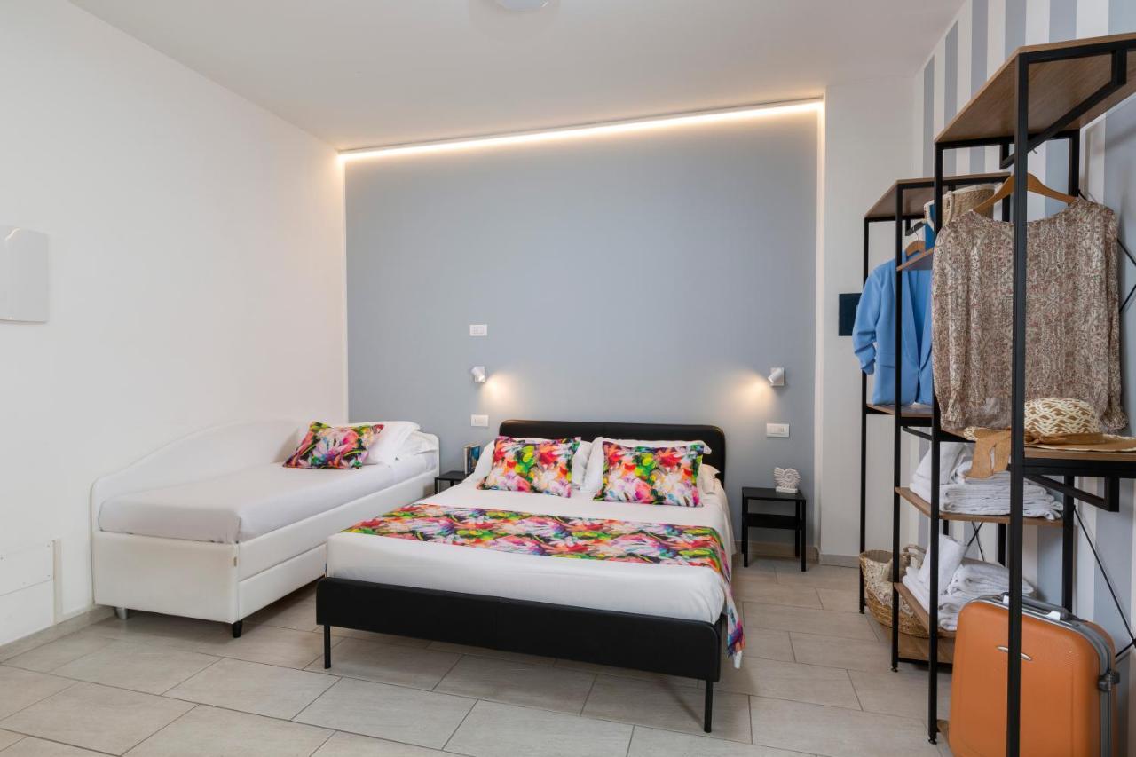 Rubino Apartments A 100Metri Dal Mare Riccione Extérieur photo